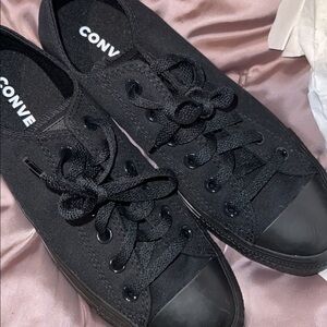 BRAND NEW ALL BLACK CONVERSE